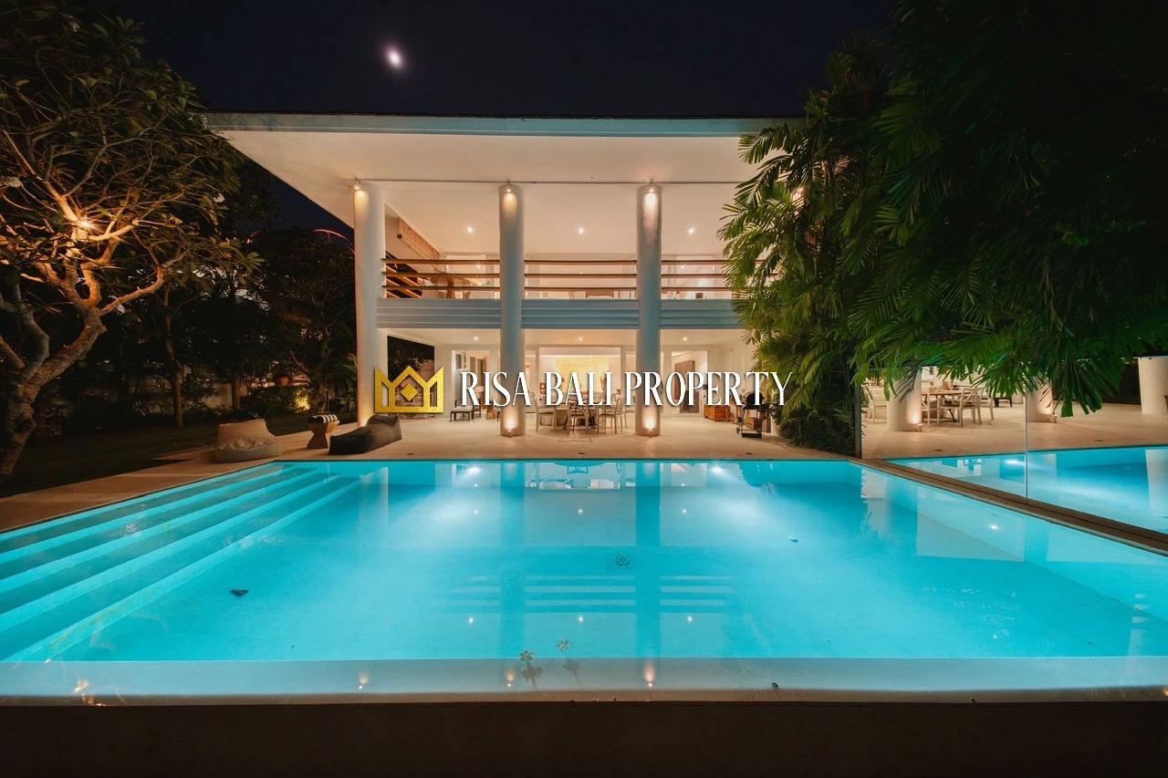 AMAZING LUXURY 5+1 BEDROOMS VILLA
