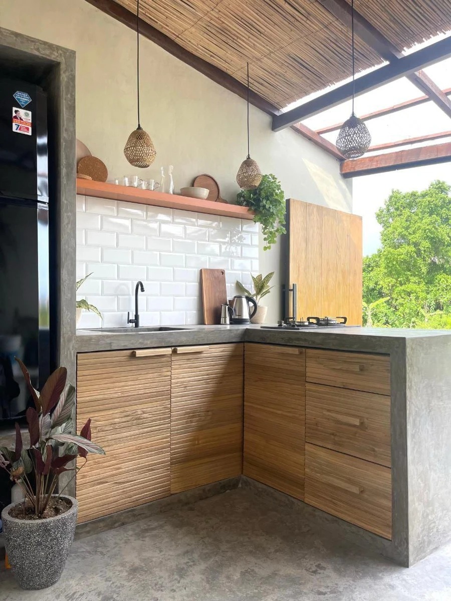 INDUSTRIAL STYLE HOUSE in PADONAN