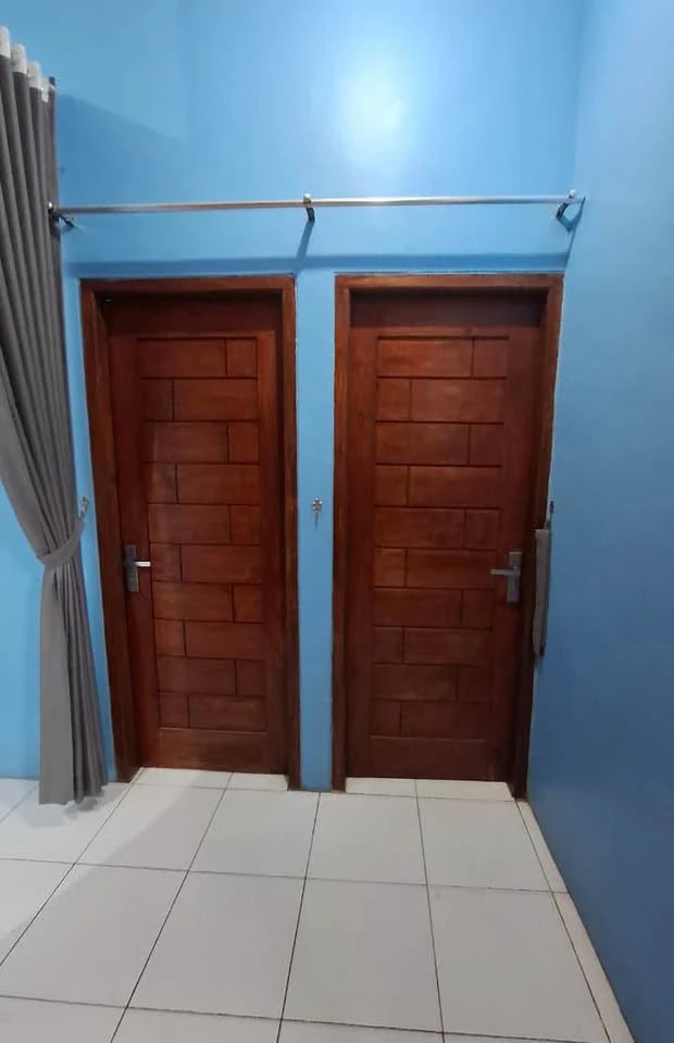 Disewakan Rumah 2 KT 1 KM