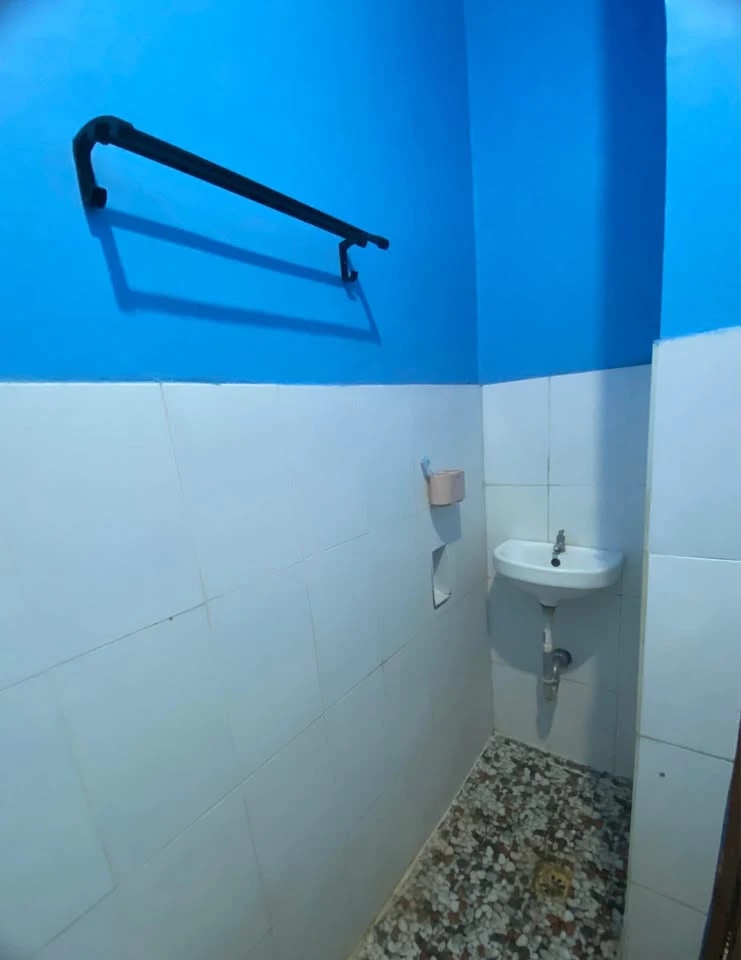 Disewakan Rumah 2 KT 1 KM