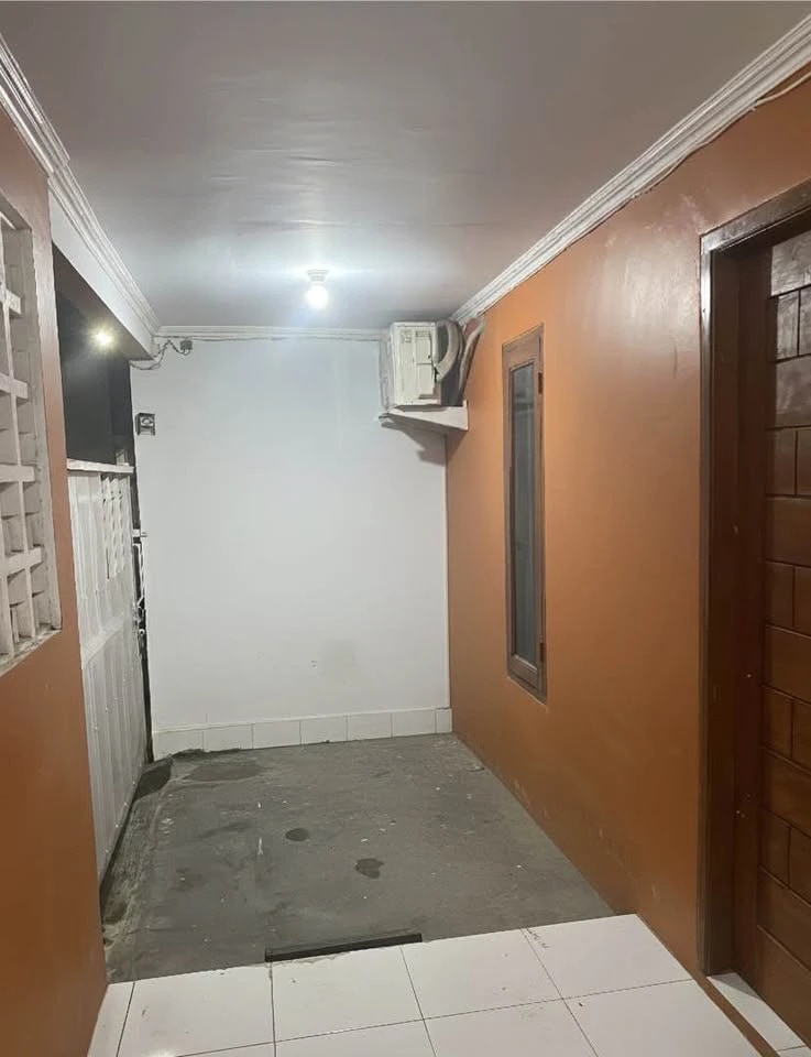 Disewakan Rumah 2 KT 1 KM
