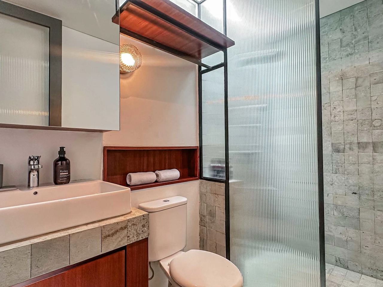 Spacious 4BR Villa w/ Private Pool and G
