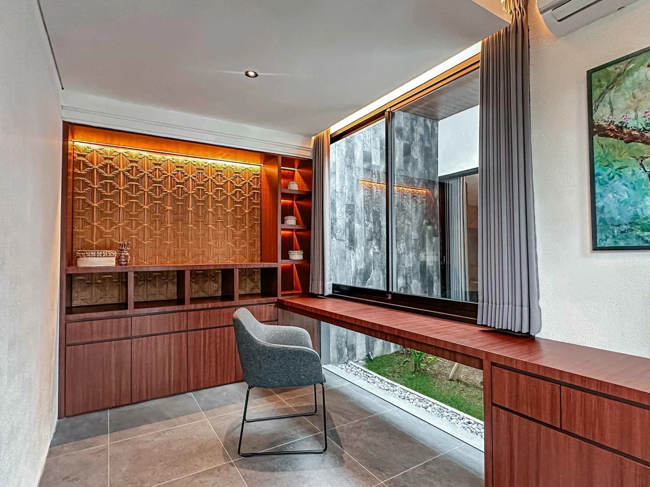 Spacious 4BR Villa w/ Private Pool and G