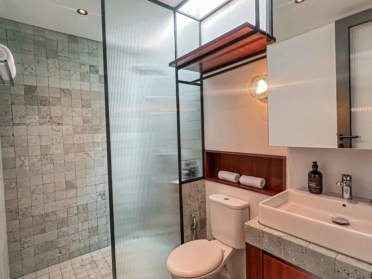 Spacious 4BR Villa w/ Private Pool and G