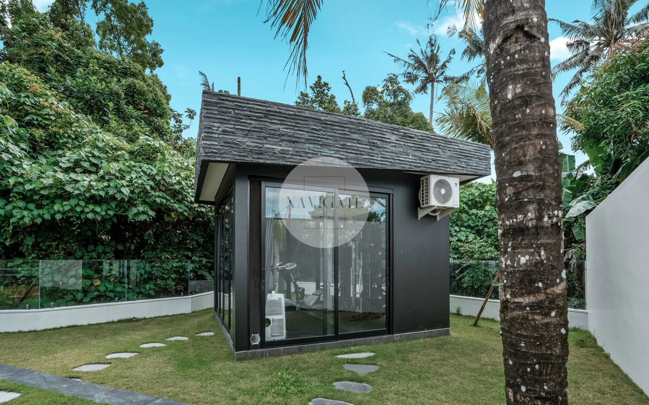 Villa Blackie | Luxury Living Open Views