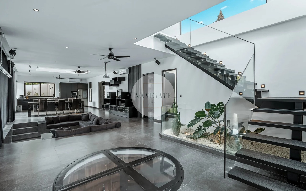 Villa Blackie | Luxury Living Open Views