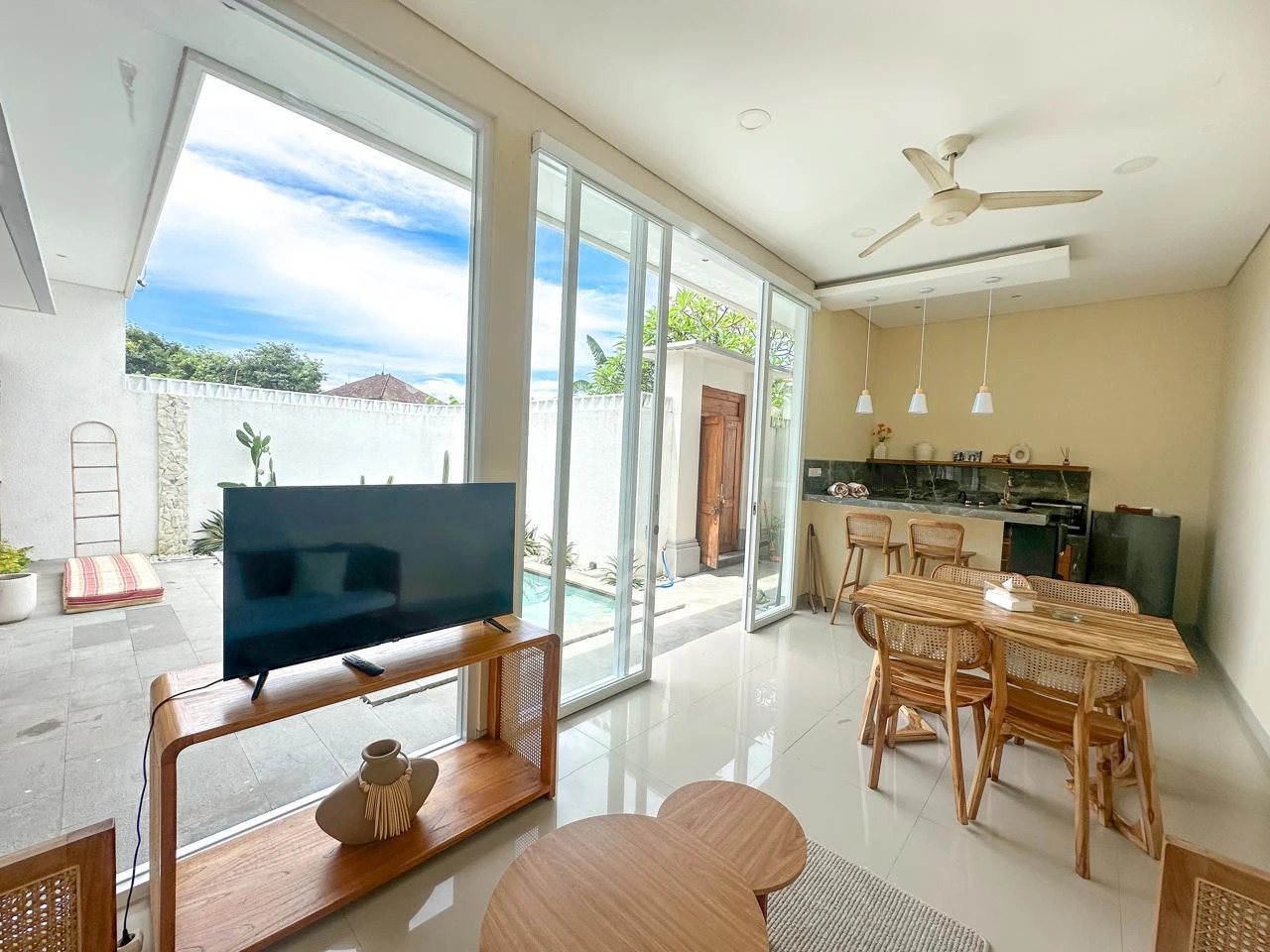 Villa Louna - Open Living 2BR Villa
