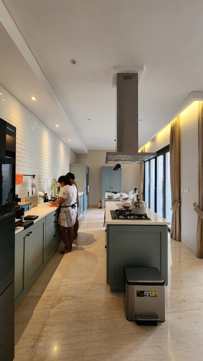 DO 24 - VILLA FOR SALE IN KUTA BALI
