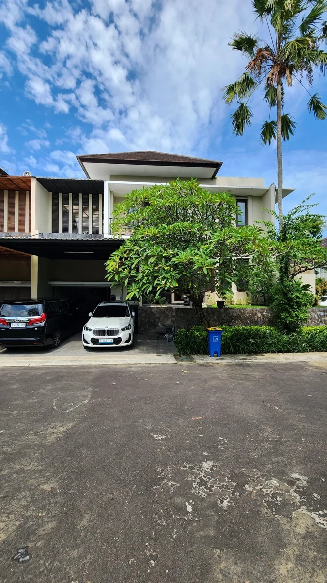 DO 24 - VILLA FOR SALE IN KUTA BALI