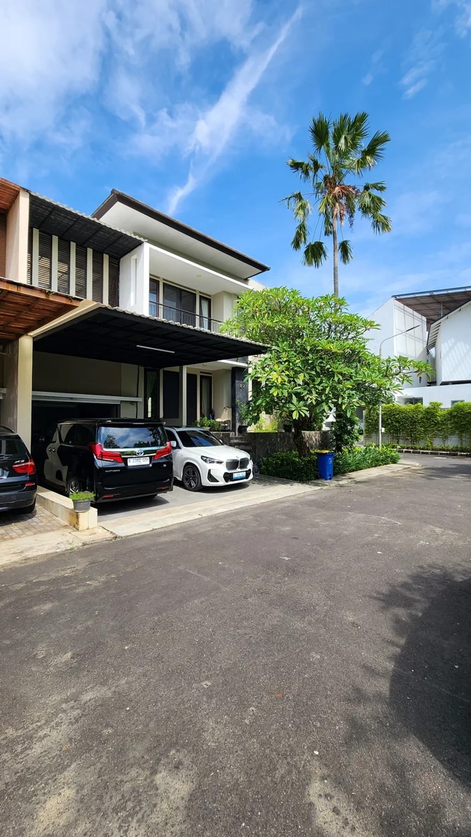DO 24 - VILLA FOR SALE IN KUTA BALI