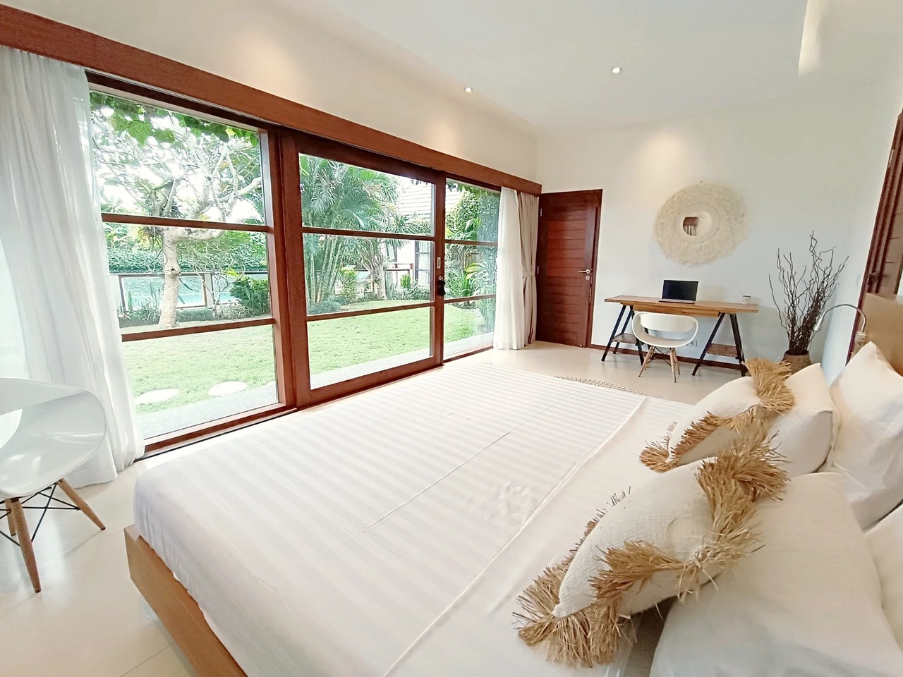 Family-Friendly 4BR Villa w/ Pool & Home