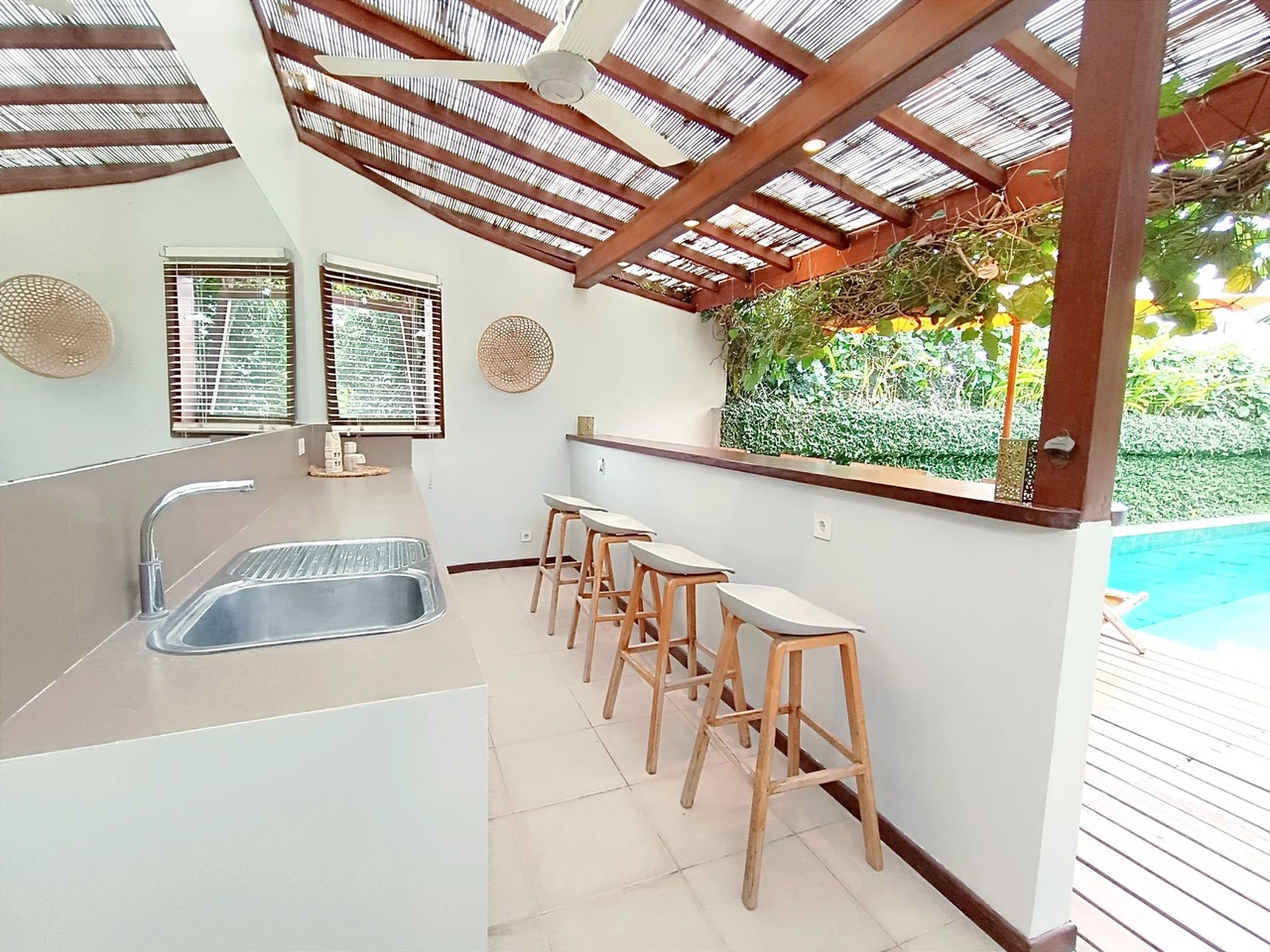 Family-Friendly 4BR Villa w/ Pool & Home