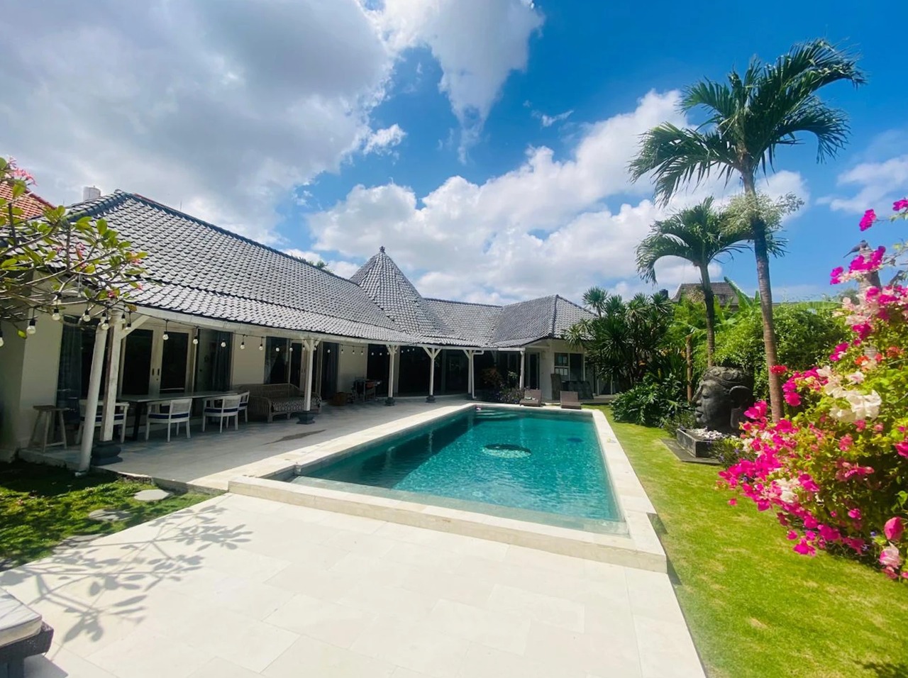 Villa Pandan | Spacious 3-Br Padonan
