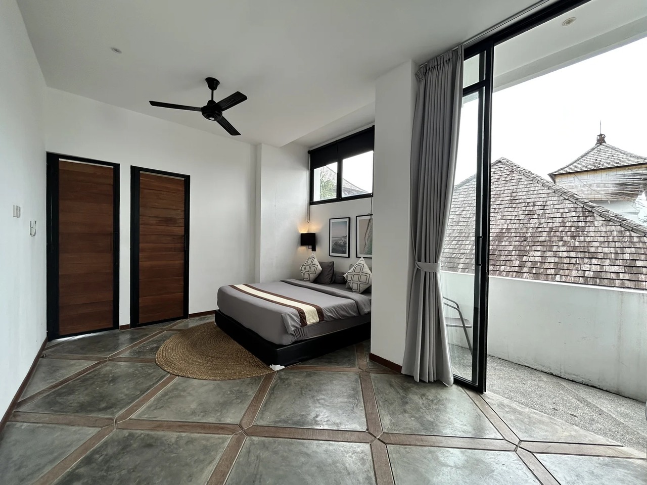 Modern 2BR Ocean-View Apartment