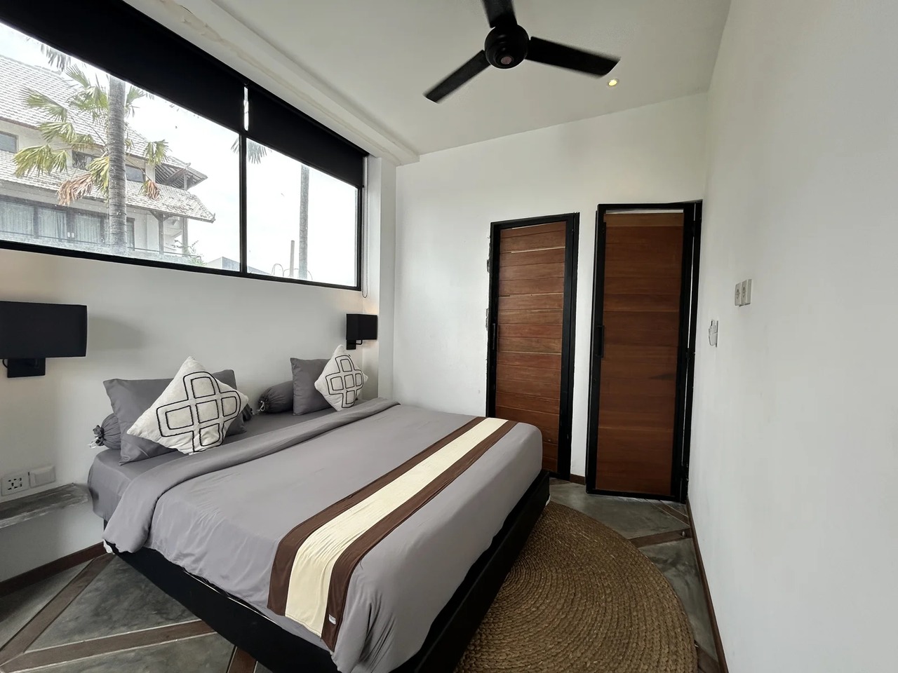 Modern 2BR Ocean-View Apartment