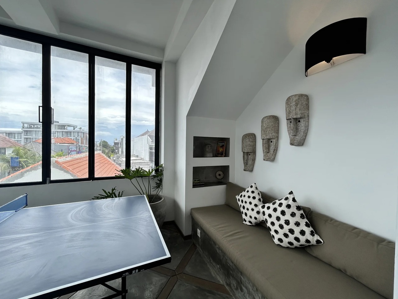 Modern 2BR Ocean-View Apartment