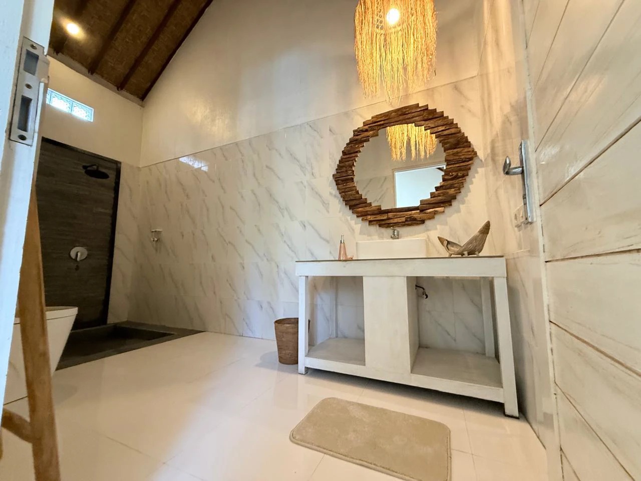 RIVERSIDE VILLA CANGGU (3CG1)