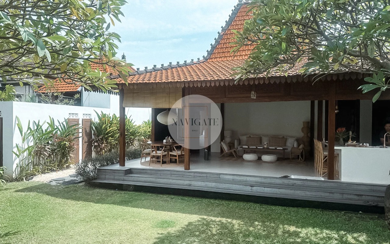 Joglo Senja | 3-Bedrooms Joglo Pererenan