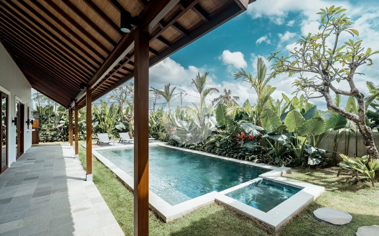 Villa Urip | 3-Br Green school villa