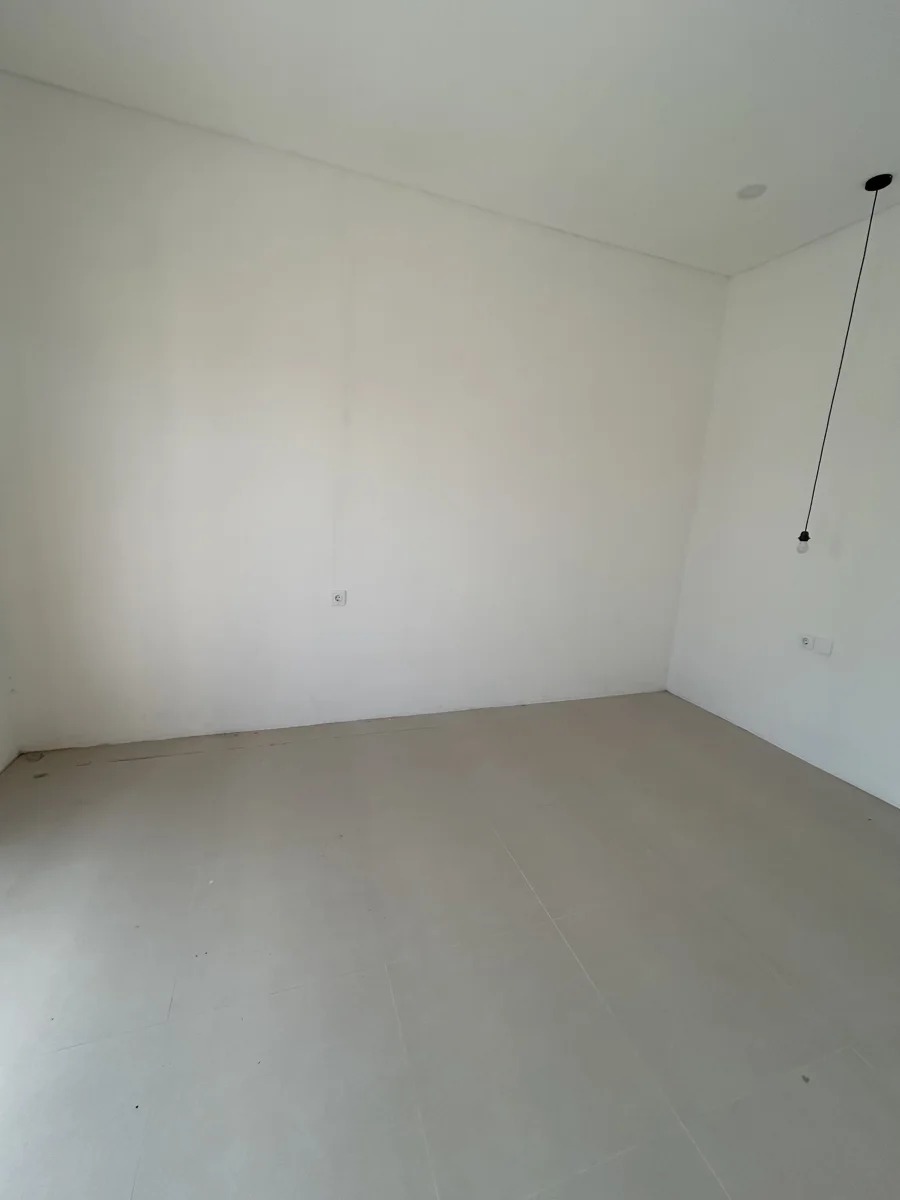 Brand new villa for Rent in parerenan