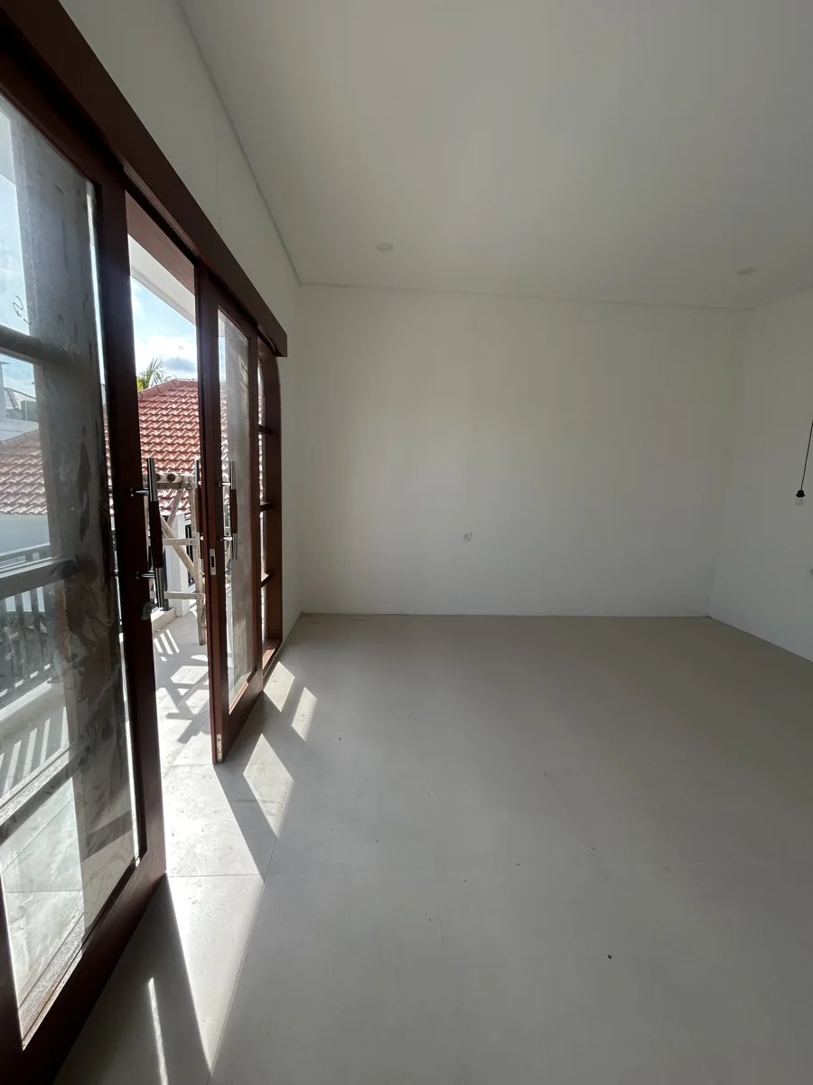 Brand new villa for Rent in parerenan
