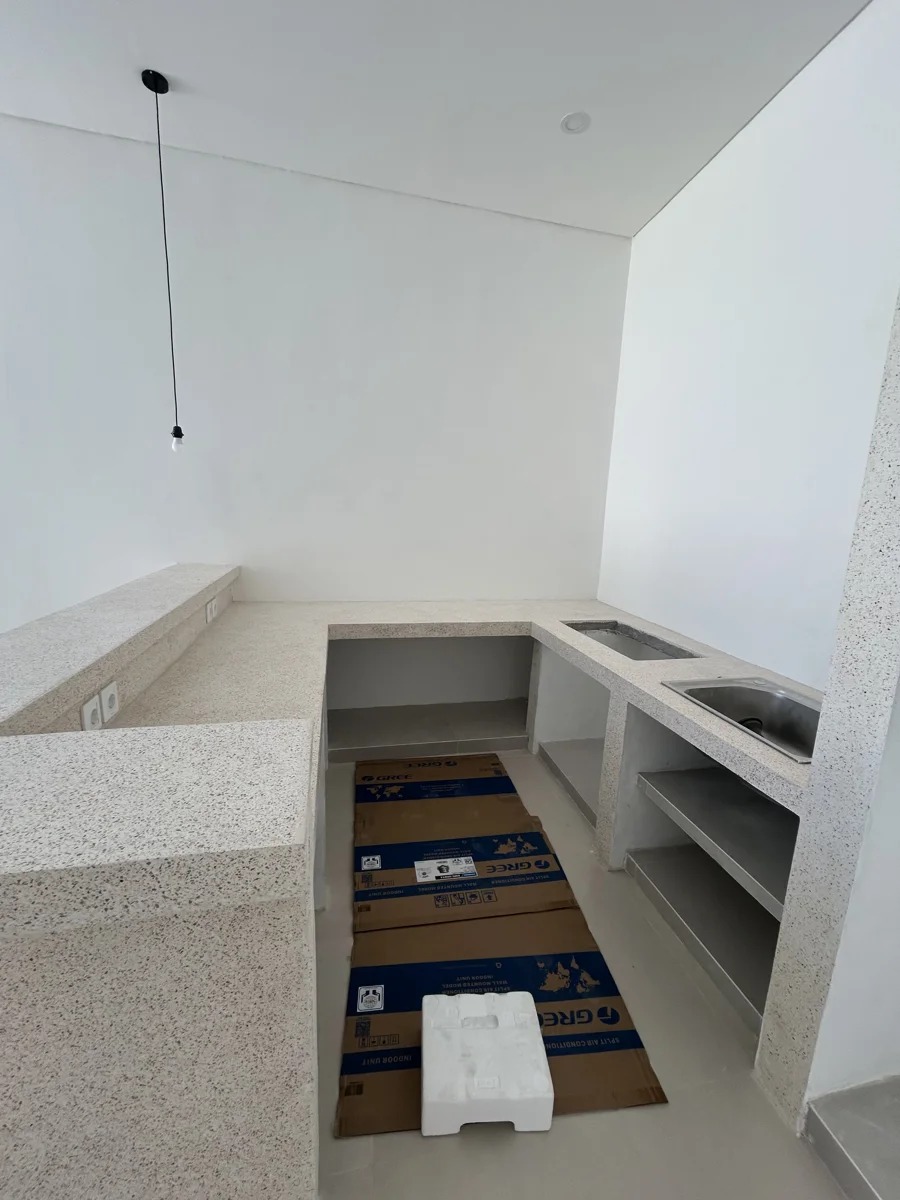 Brand new villa for Rent in parerenan
