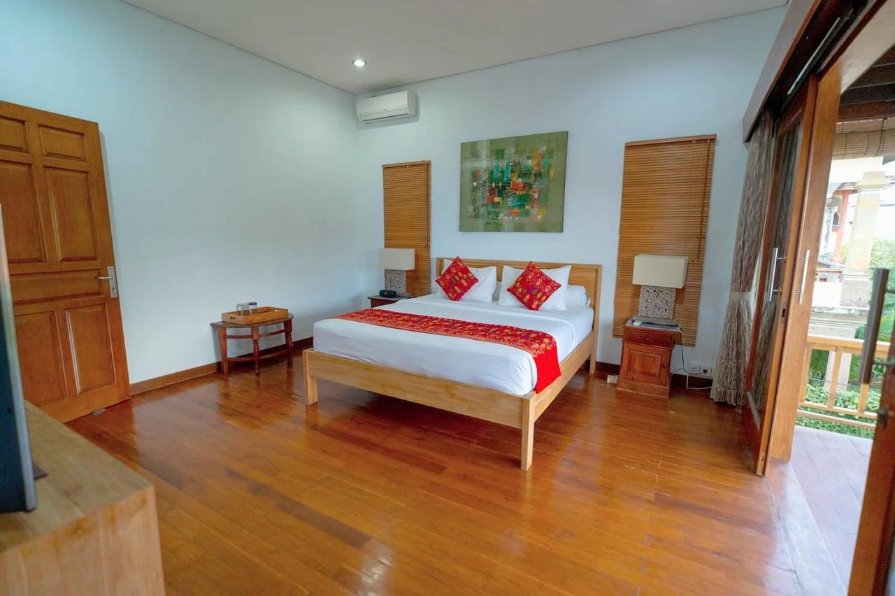 DO 72 - VILLA FOR SALE IN KEROBOKAN BALI