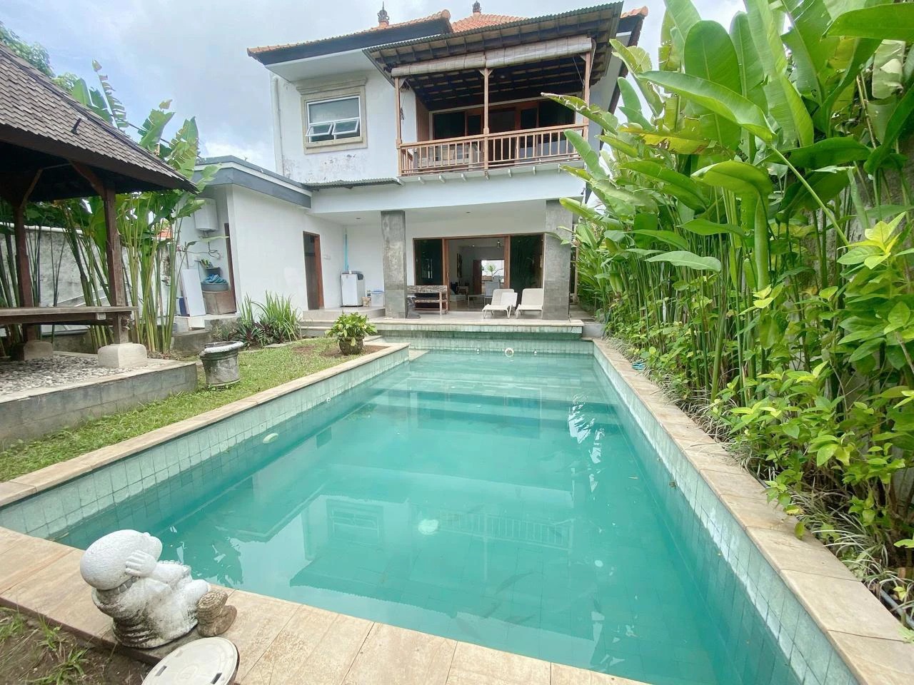 DO 72 - VILLA FOR SALE IN KEROBOKAN BALI