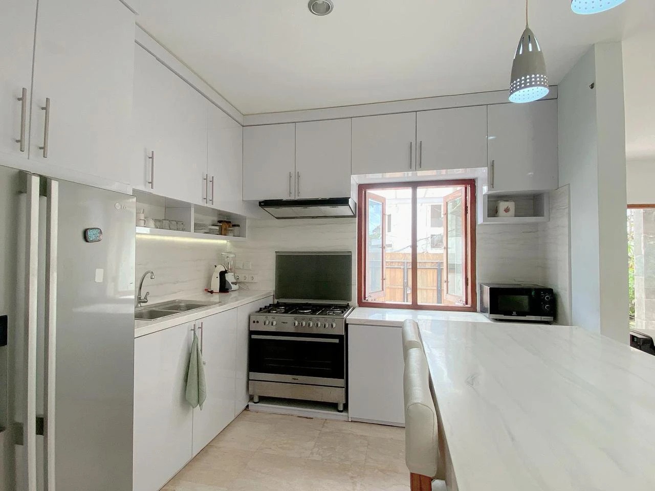 DO 72 - VILLA FOR SALE IN KEROBOKAN BALI