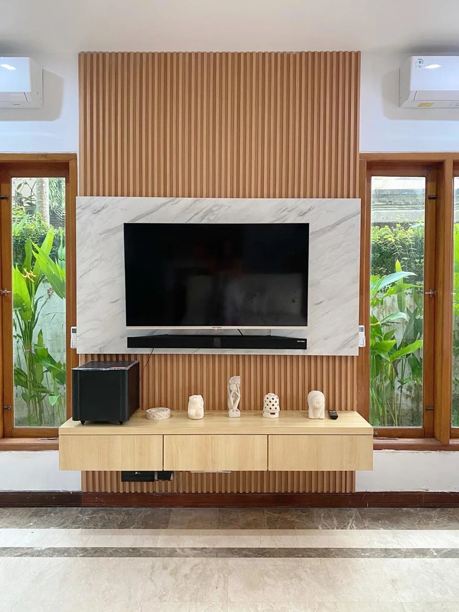 DO 72 - VILLA FOR SALE IN KEROBOKAN BALI