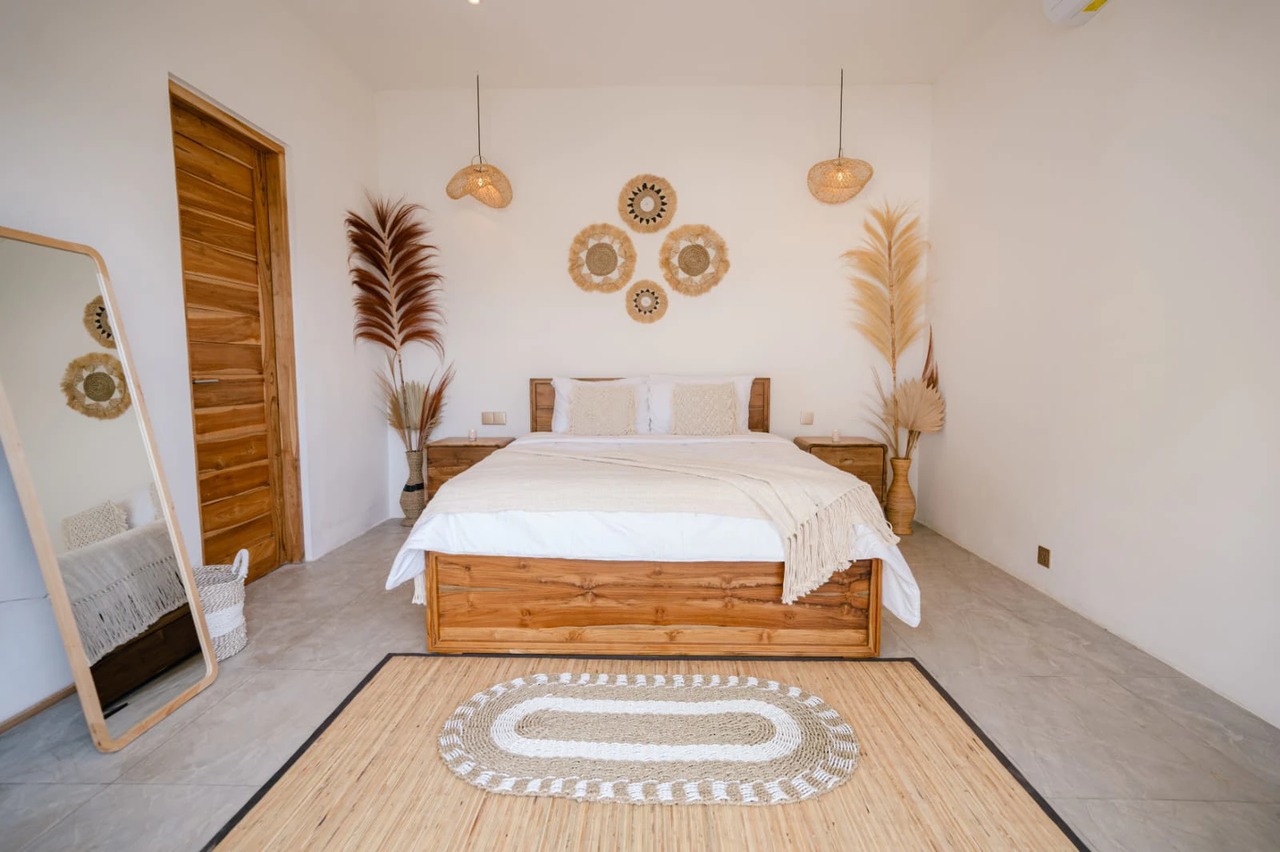 2BR Villa w/ Pool & Huge Garden