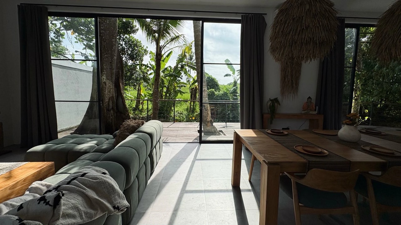 4 Bedroom Tropical Villa in Tanah Lot