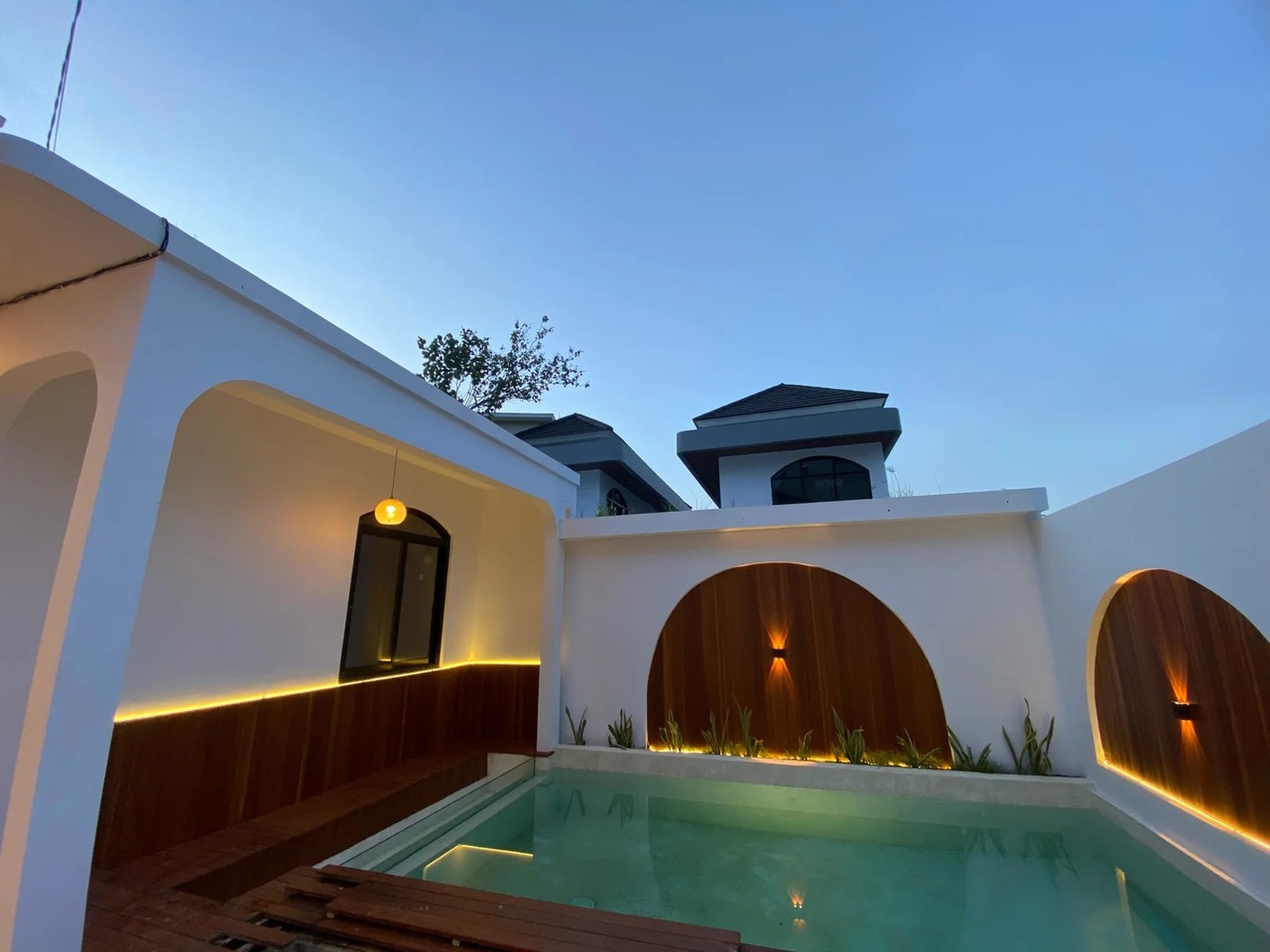 DO 93 - VILLA FOR SALE IN NUSA DUA BALI