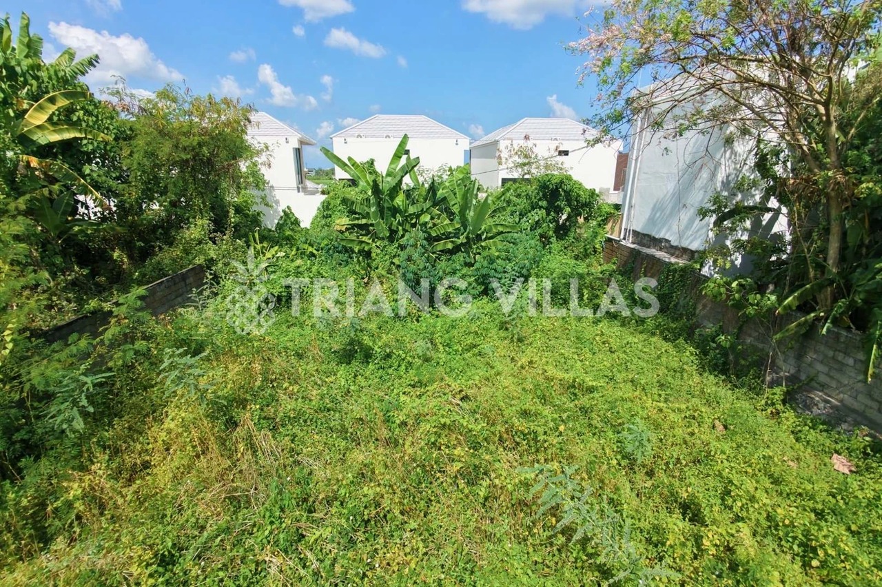 Secure 5-Are Land Near Kedungu Beach