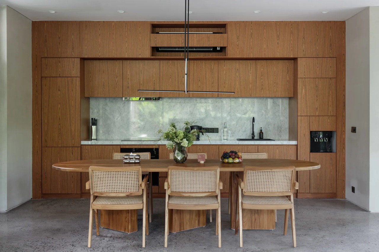 Refined 2BR Luxury Townhouse with Pool