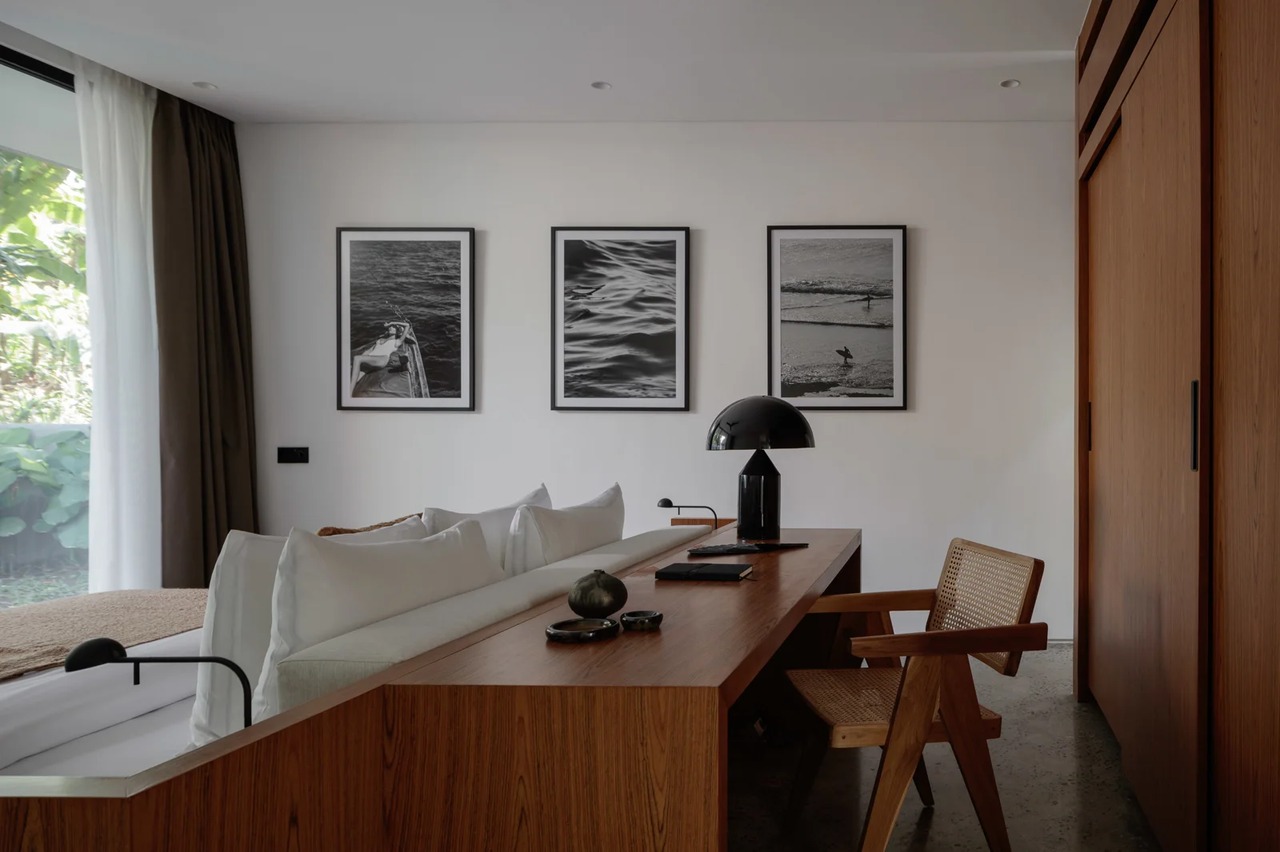 Refined 2BR Luxury Townhouse with Pool