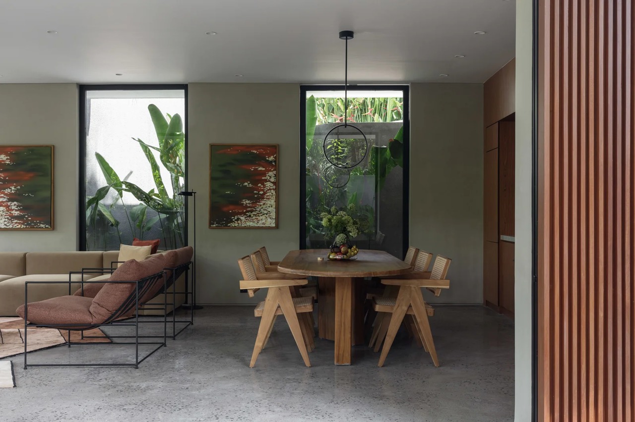Refined 2BR Luxury Townhouse with Pool