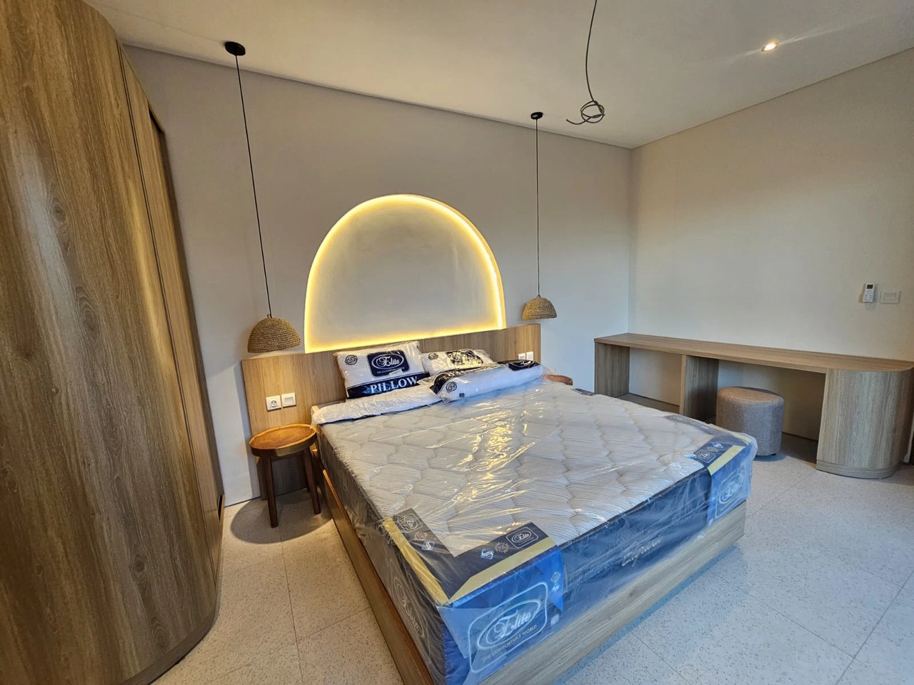 DO 85 - VILLA FOR SALE IN KEROBOKAN BALI