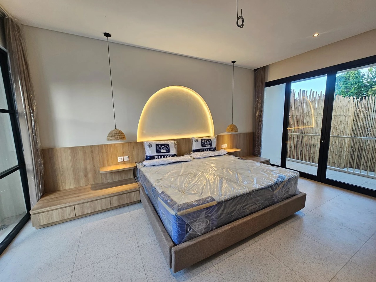 DO 85 - VILLA FOR SALE IN KEROBOKAN BALI