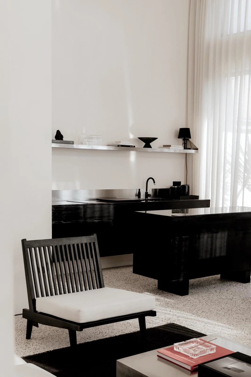 1BD Designer Villa Seseh - AP004