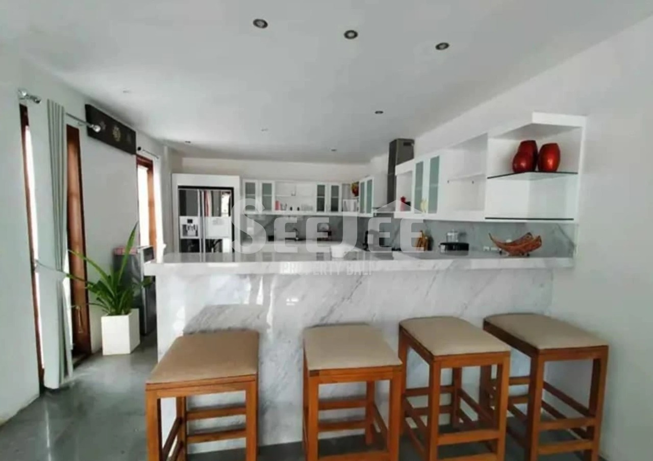 PRIVATE FREEHOLD VILLA IN SEMINYAK