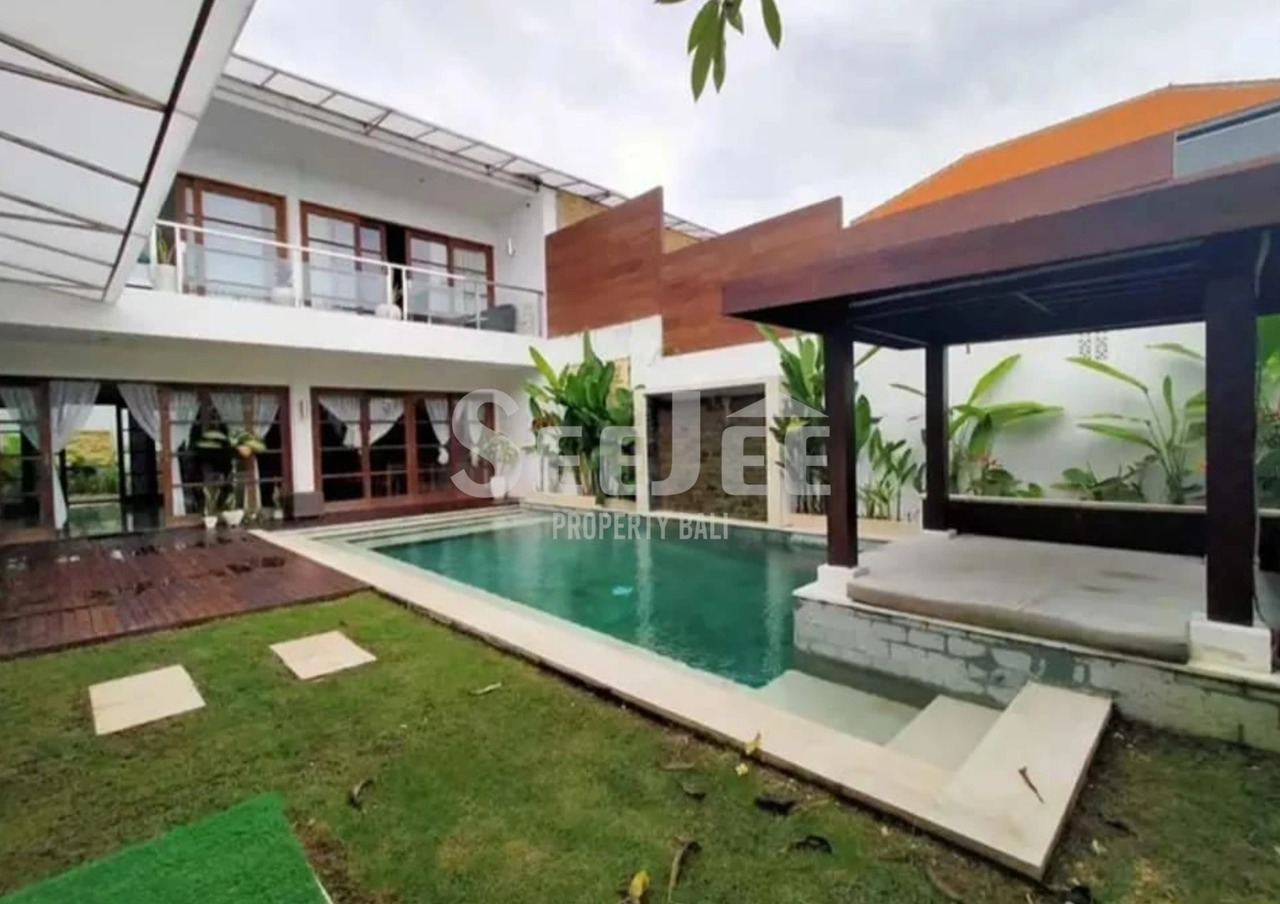 PRIVATE FREEHOLD VILLA IN SEMINYAK