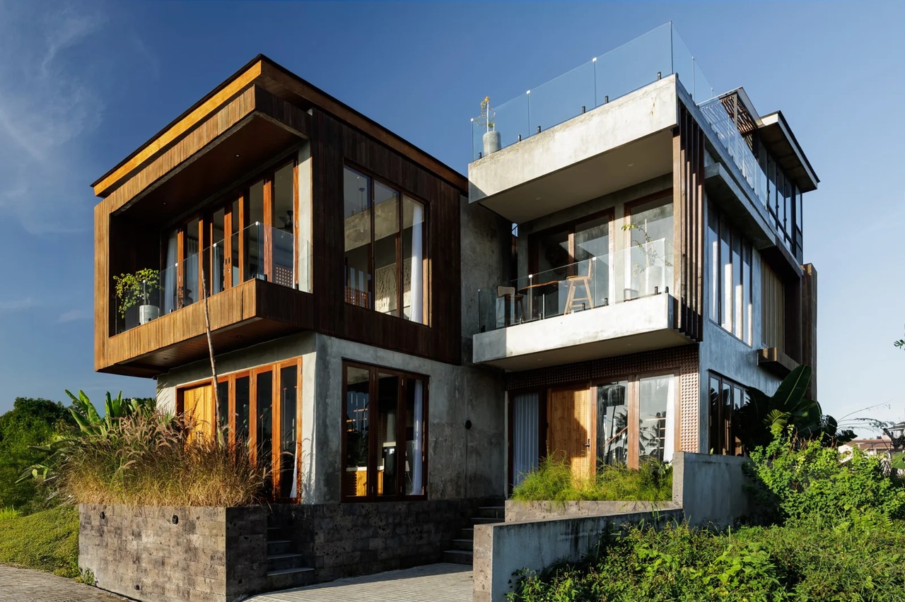 4BR Villa w/ Rooftop Ocean & Rice Field