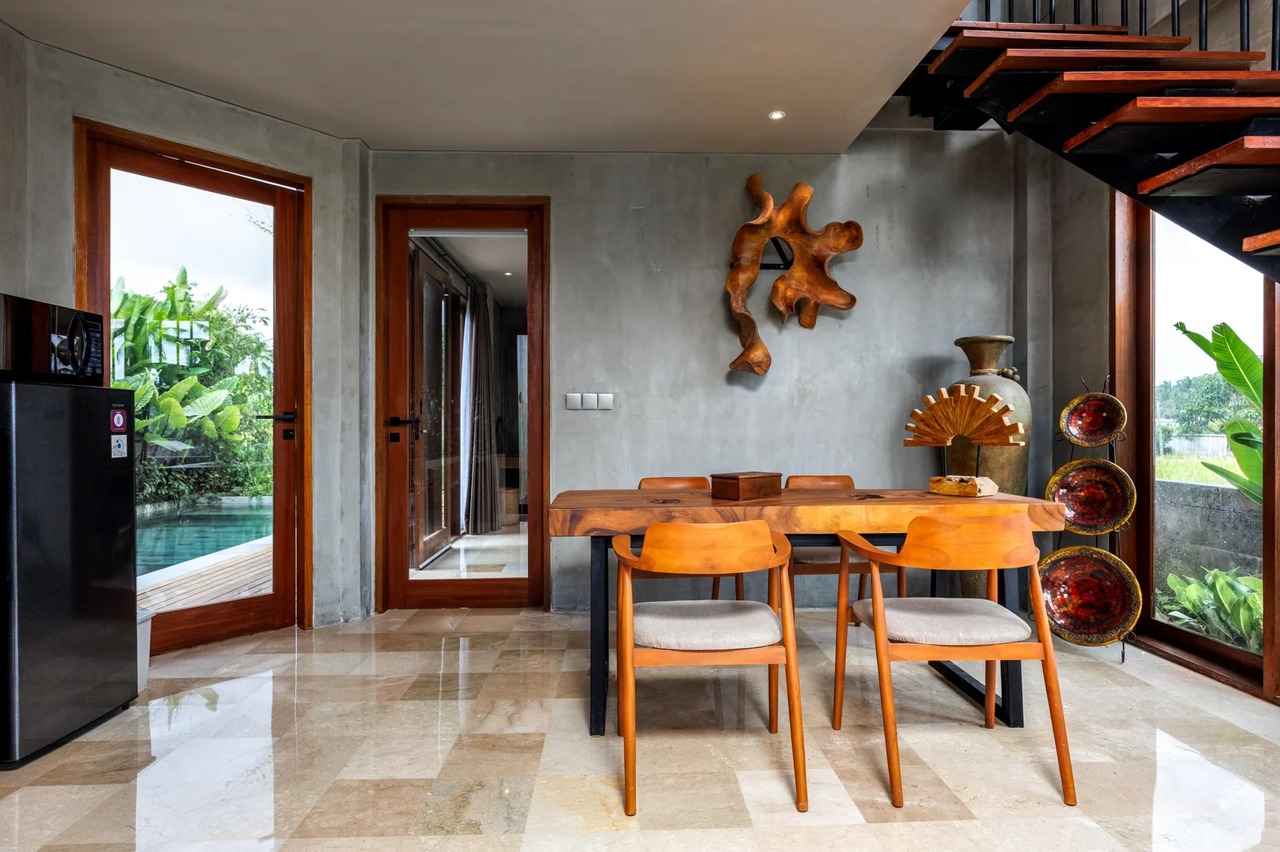 4BR Villa w/ Rooftop Ocean & Rice Field