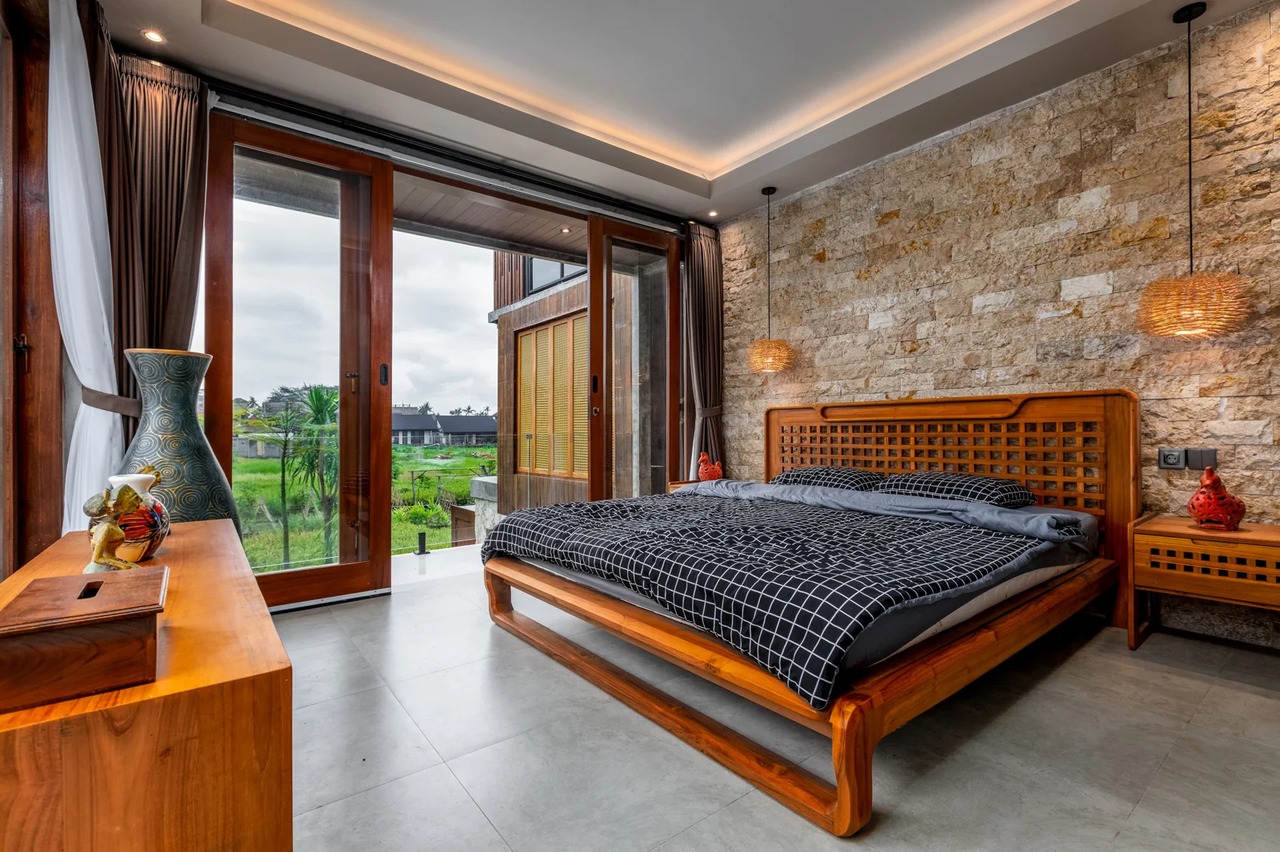 4BR Villa w/ Rooftop Ocean & Rice Field