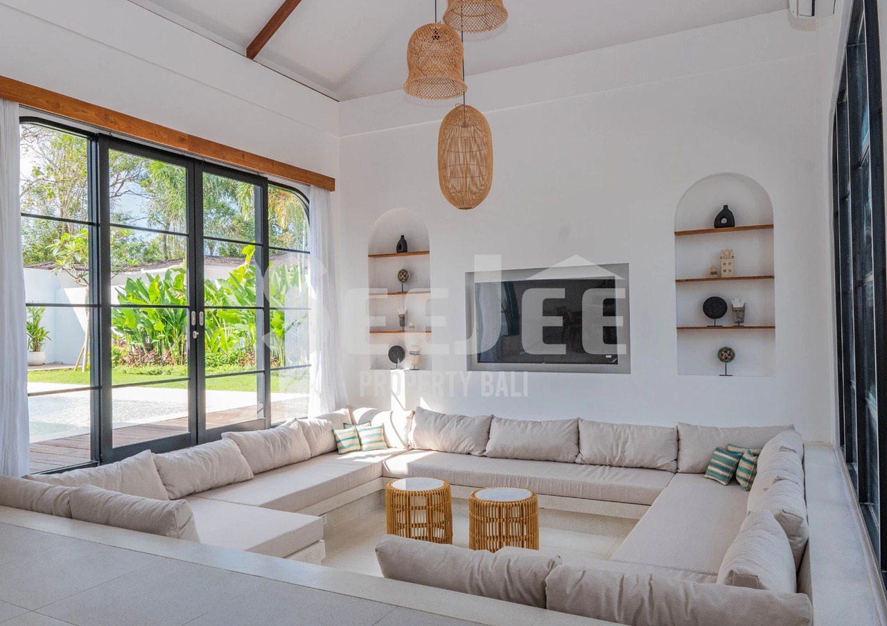 ULTRA-LUXE FREEHOLD 3BR VILLA IN ULUWATU