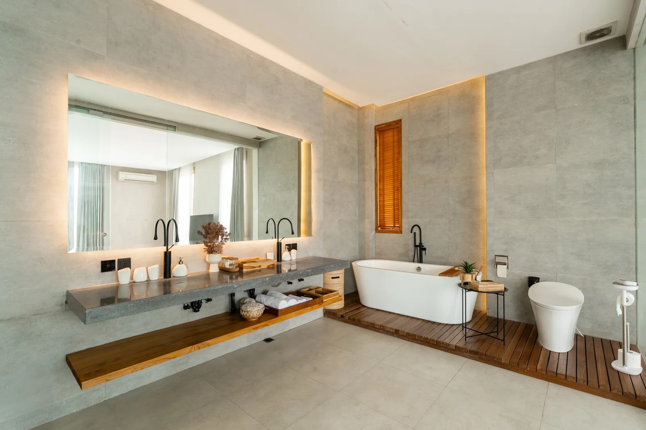 4 Bedrooms Luxury Industrial Villa