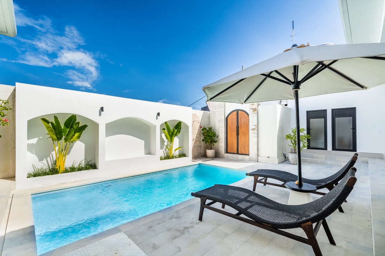 The R Bratan| Serene Getaway in Canggu