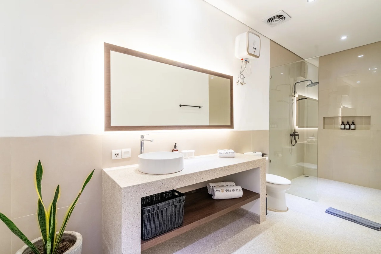 The R Bratan| Serene Getaway in Canggu