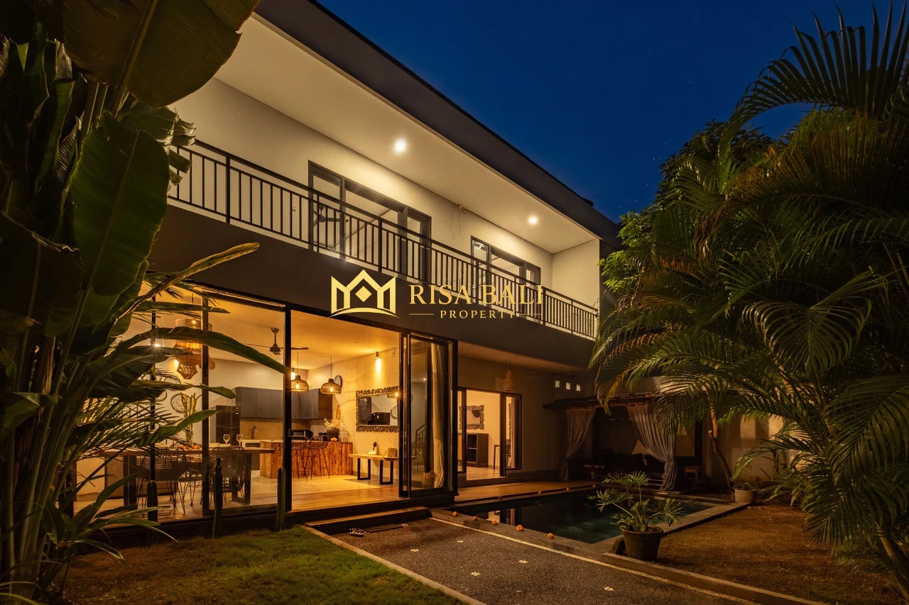 STUNNING THREE BEDROOMS VILLA